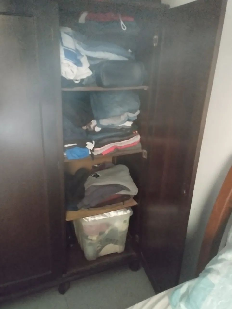 Guarda roupas madeira de lei - Foto 4