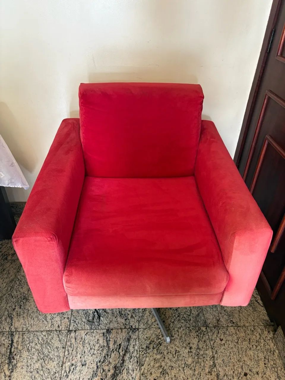 Poltrona Vermelha  - Foto 3