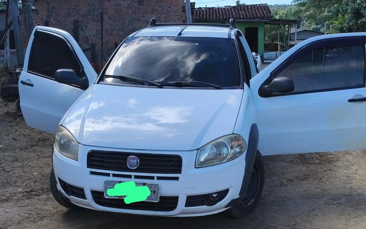 Fiat Strada 2013