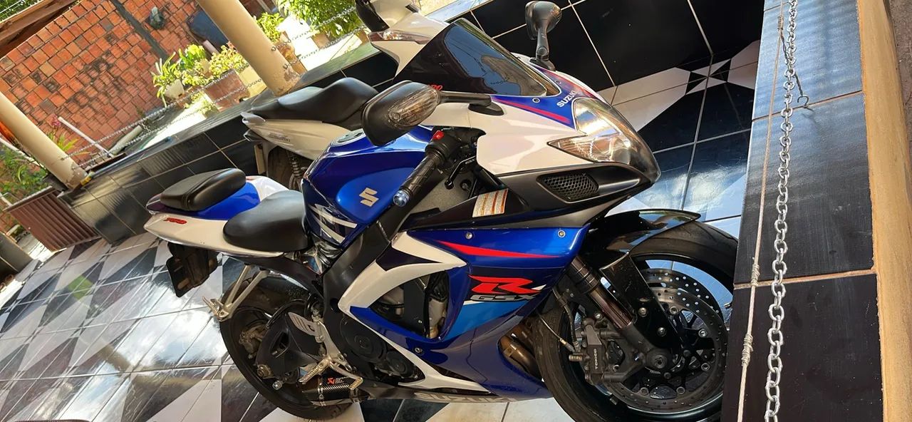 GSX R 750 