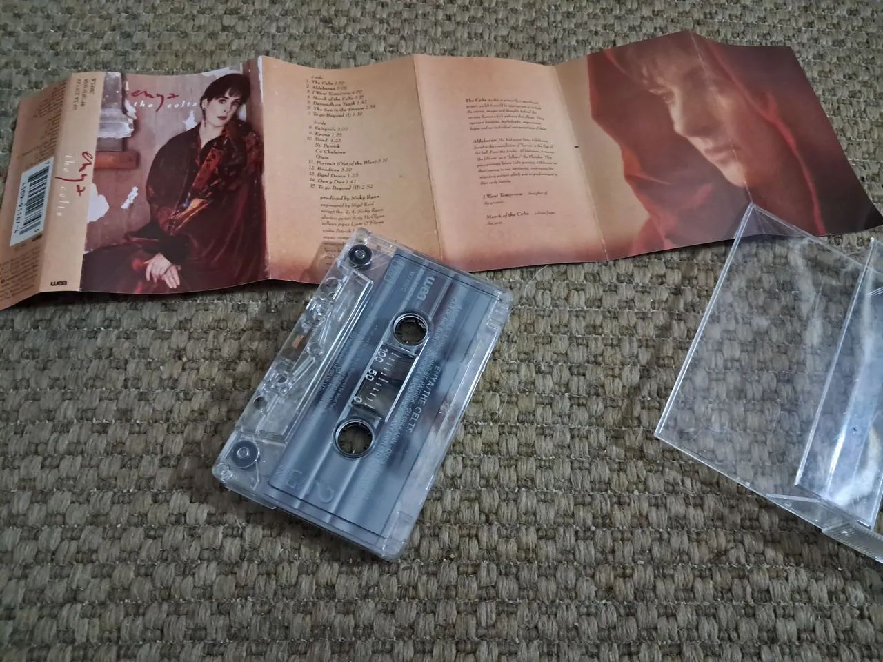 Cassette K7 ENIA The Celts,   Original  - Foto 2