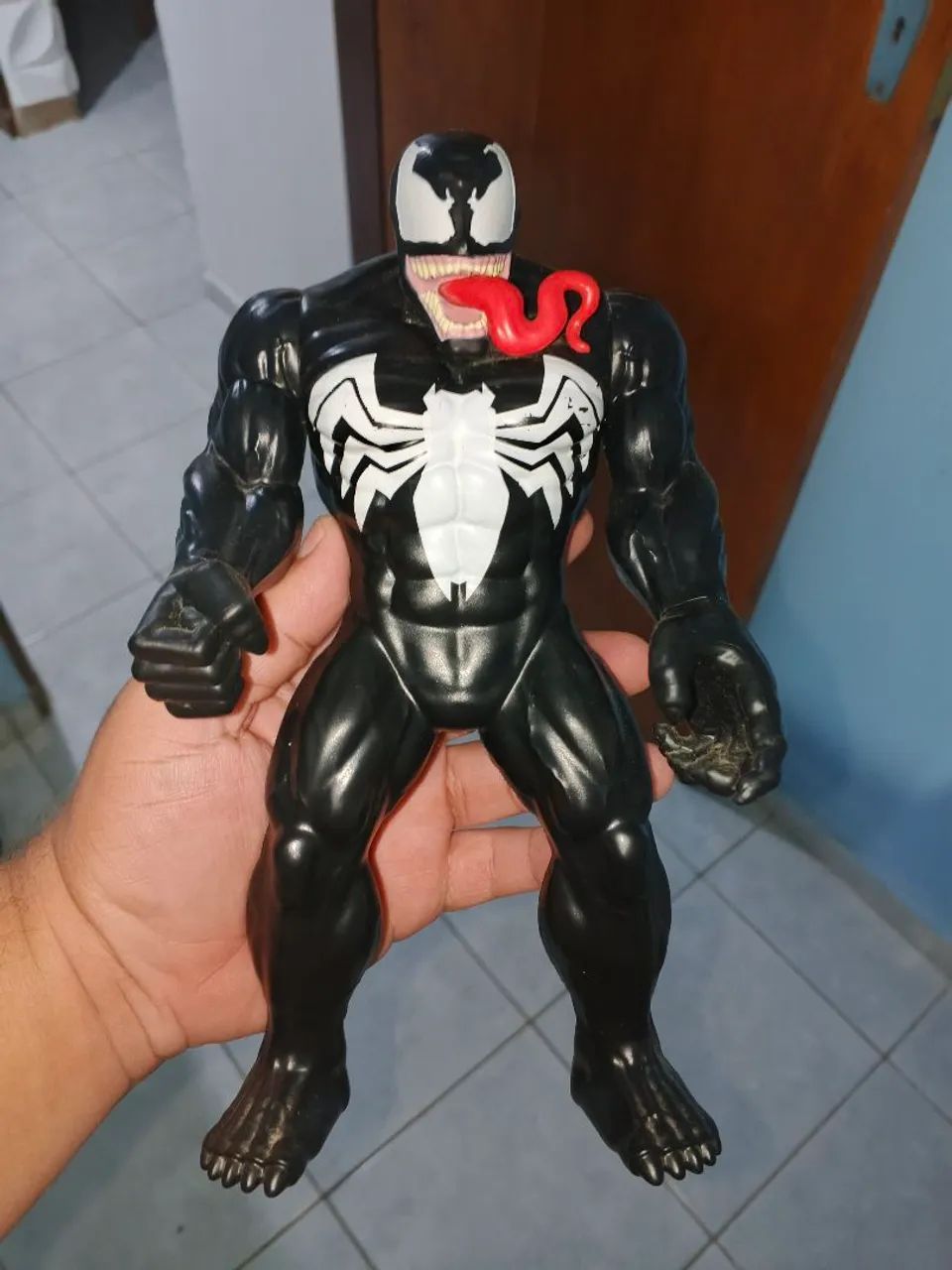 Bonecos Thor e Venom  - Foto 3