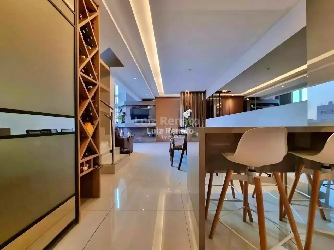 Cobertura para aluguel, 4 quartos, 340m² no Funcionários - Foto 5