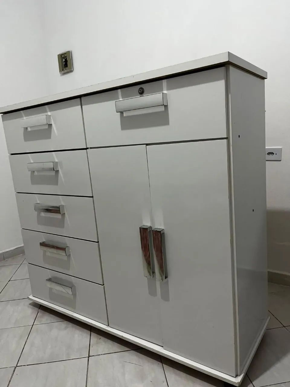 Vendo Cômoda 