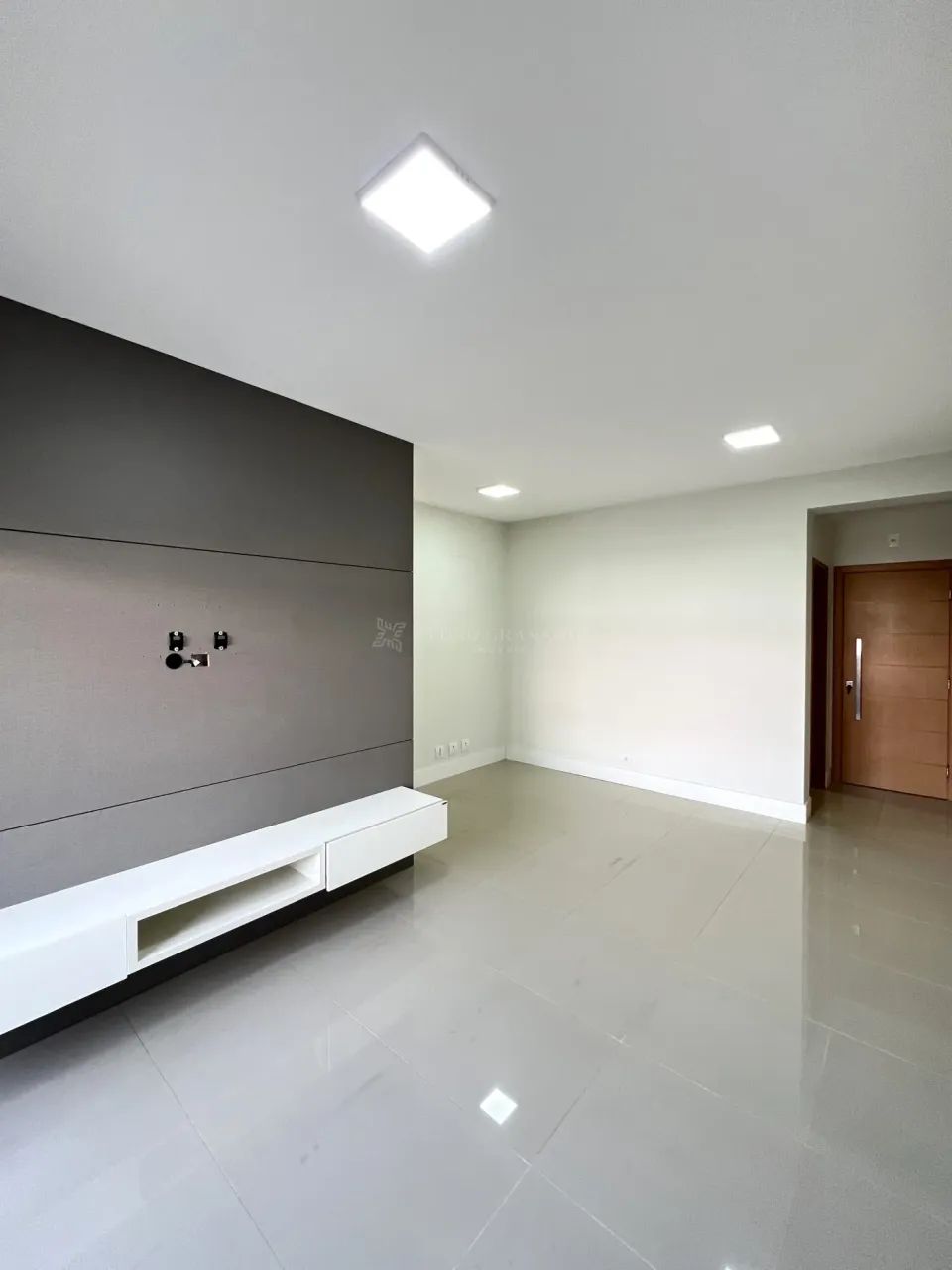 Apartamento 03 dormitórios | Ed. Palácio Real - Foto 2