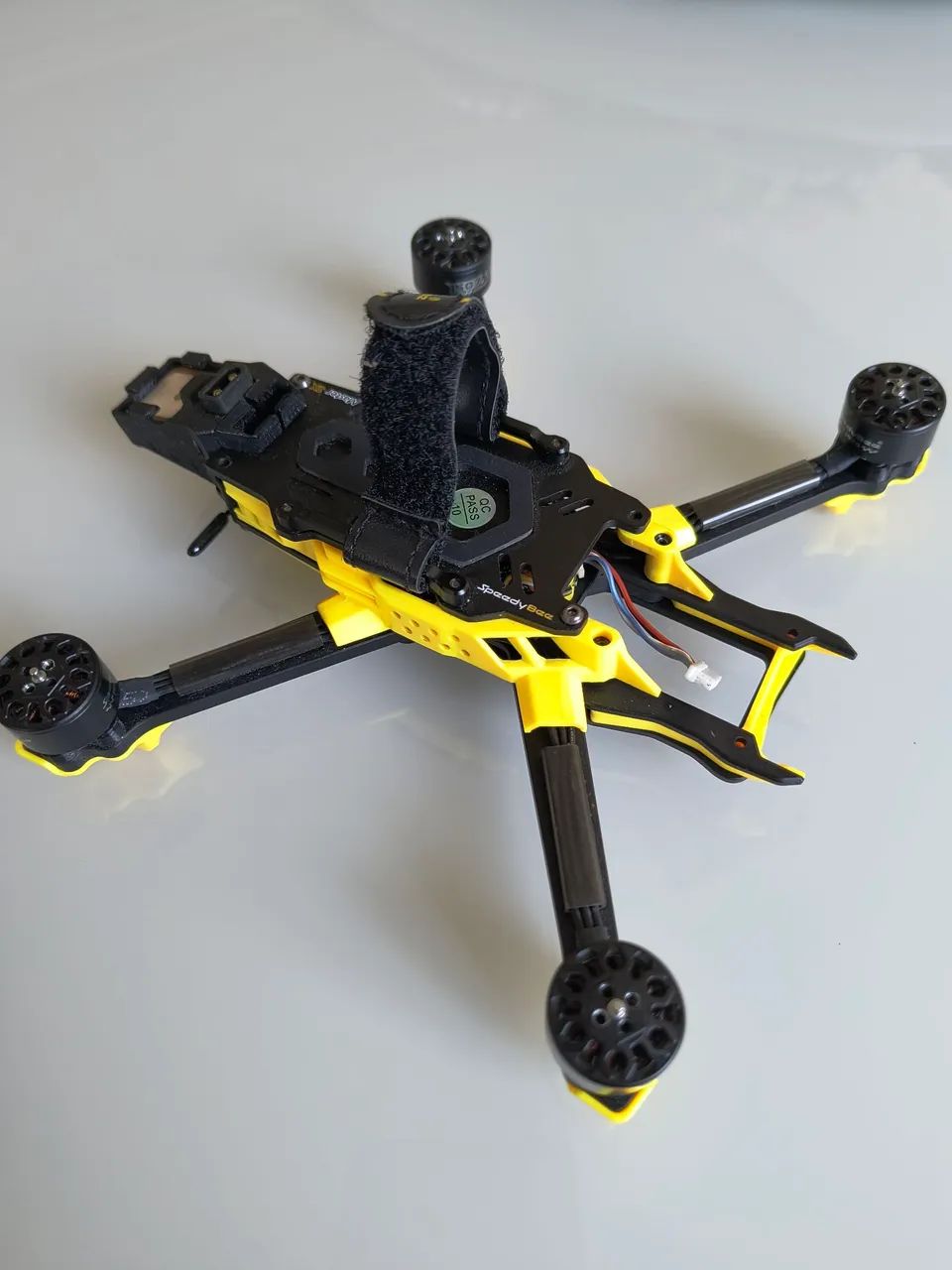 Drone SpeedyBee Master 3X montado com receptor ELRS e antena sem VTX