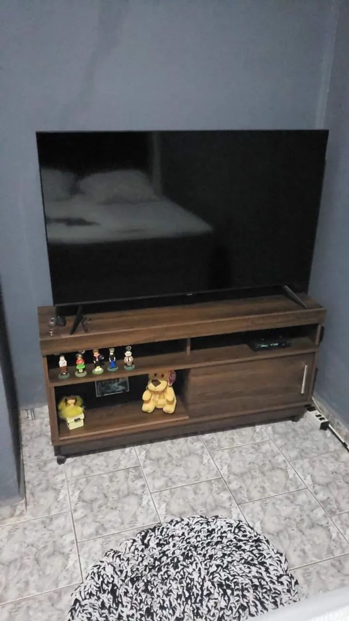 Smart TV Crystal 50" + Rack 