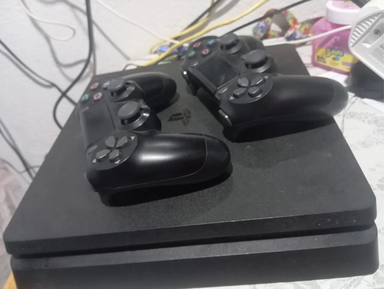 Ps4 slim 2 controles 
