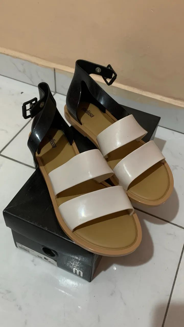 Vendo sandália Melissa original  - Foto 2