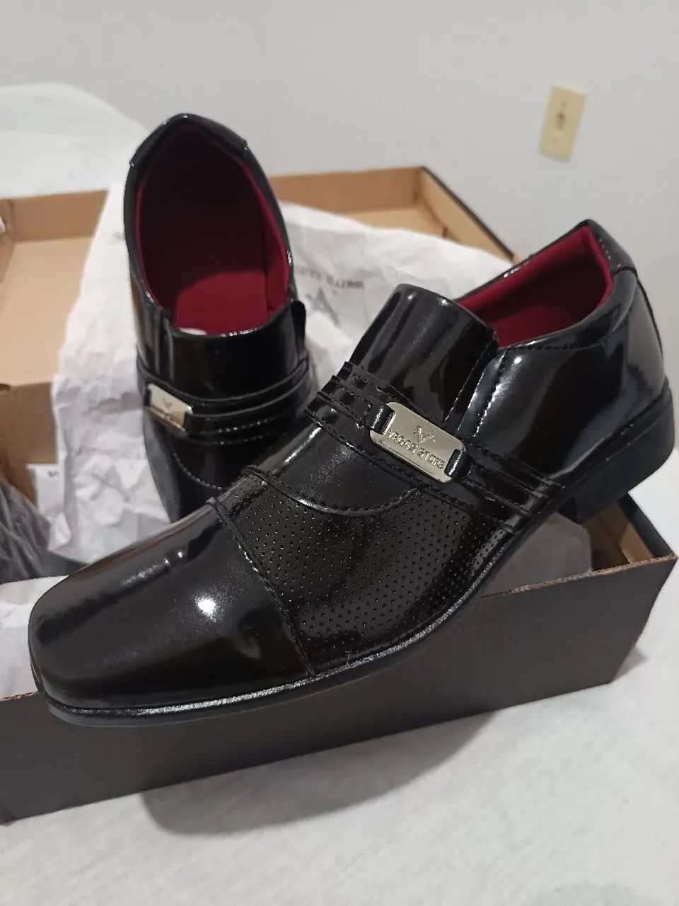 Sapato social masculino Preto acompanha Cinto e carteira 
