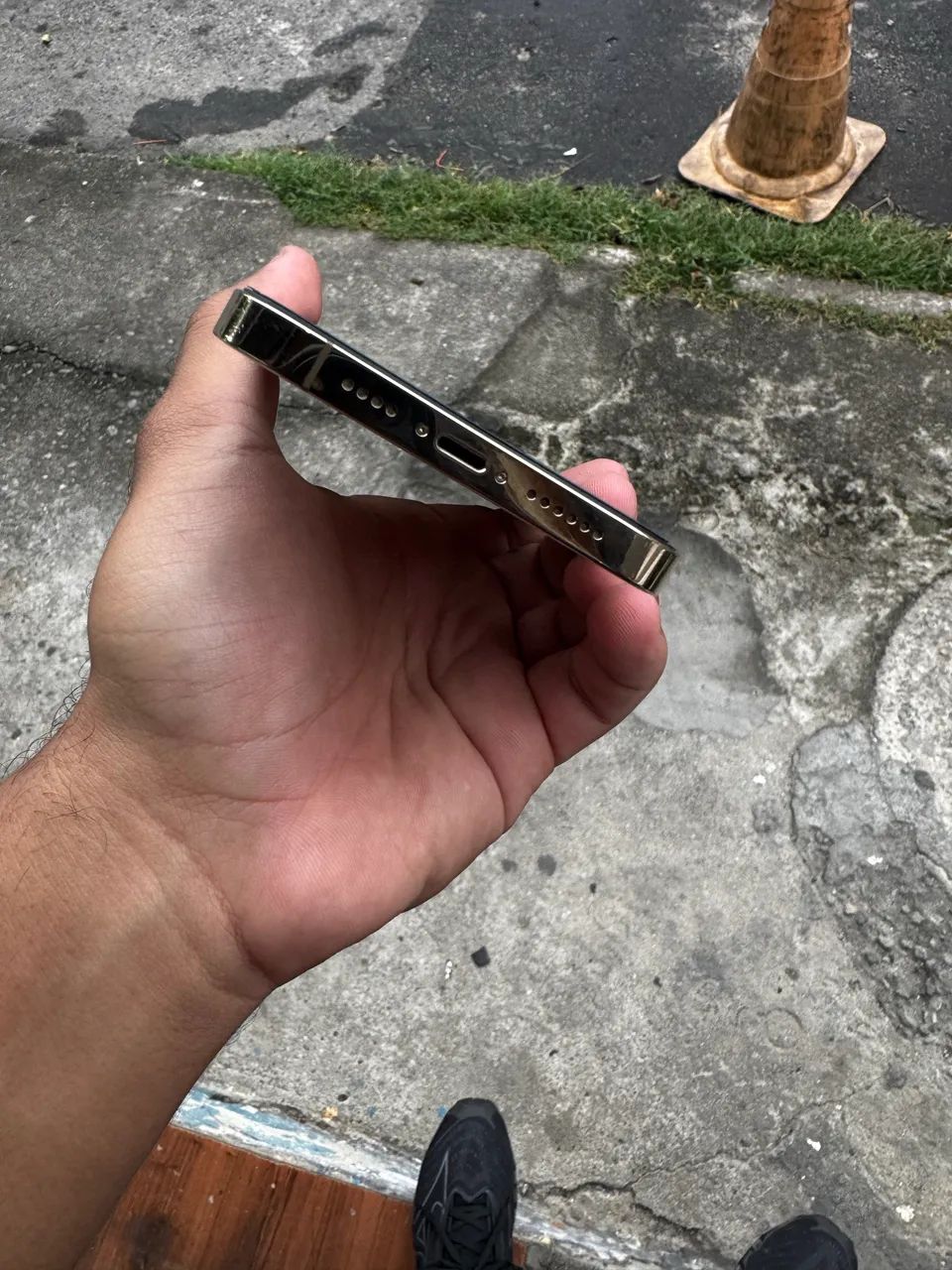 V/T iPhone 13 Pro Max 128Gb todo original  - Foto 4