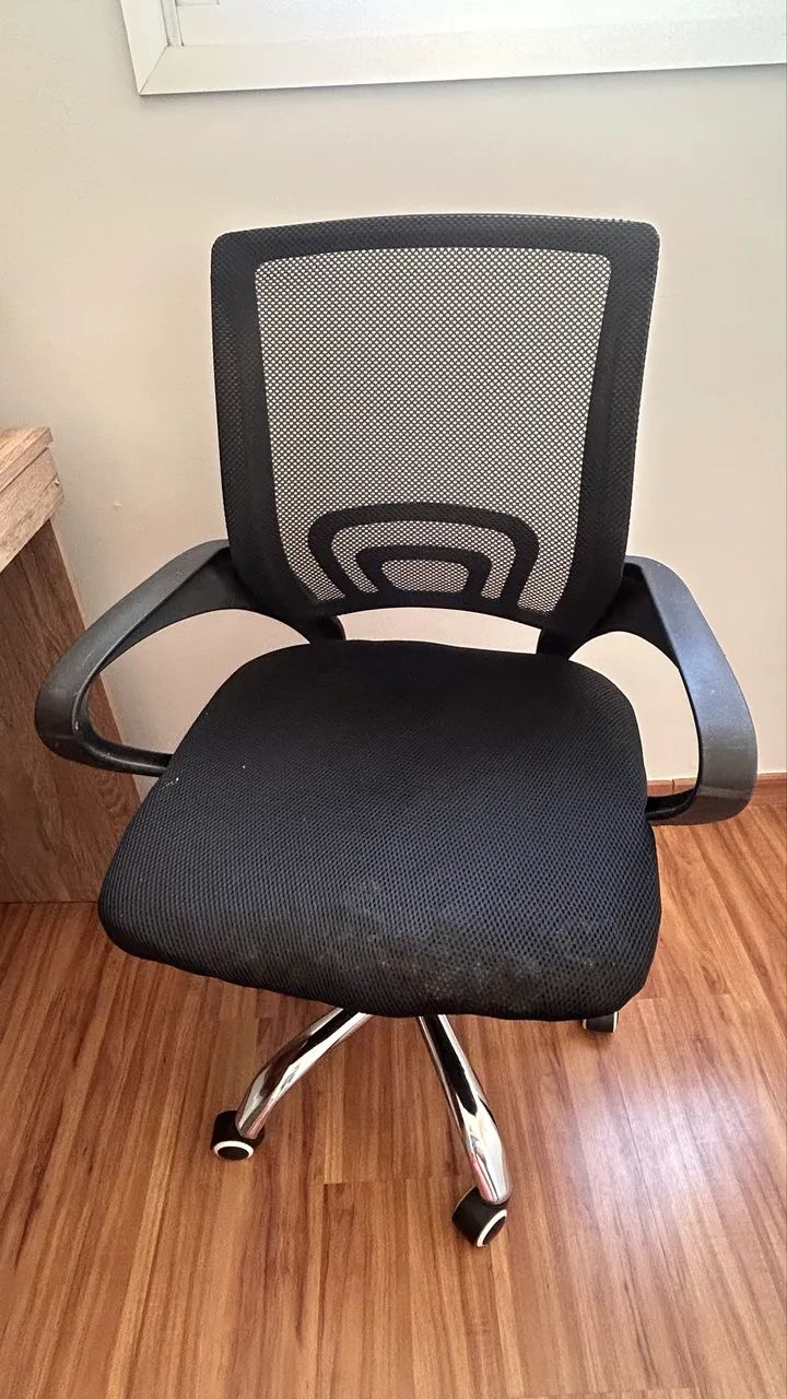 Vendo mesa e cadeira de escritório  - Foto 2