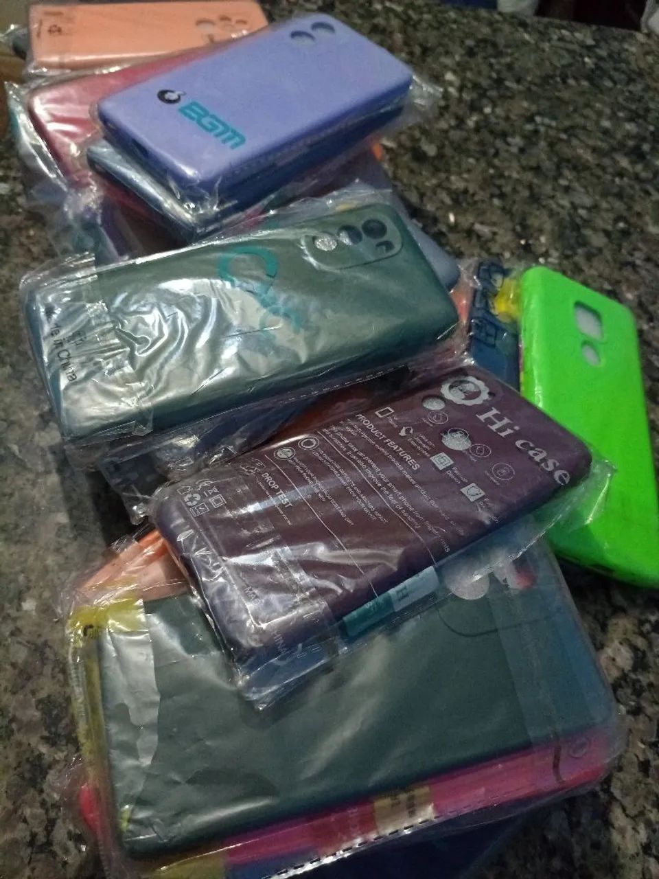 Capas novas variadas para celular  - Foto 2