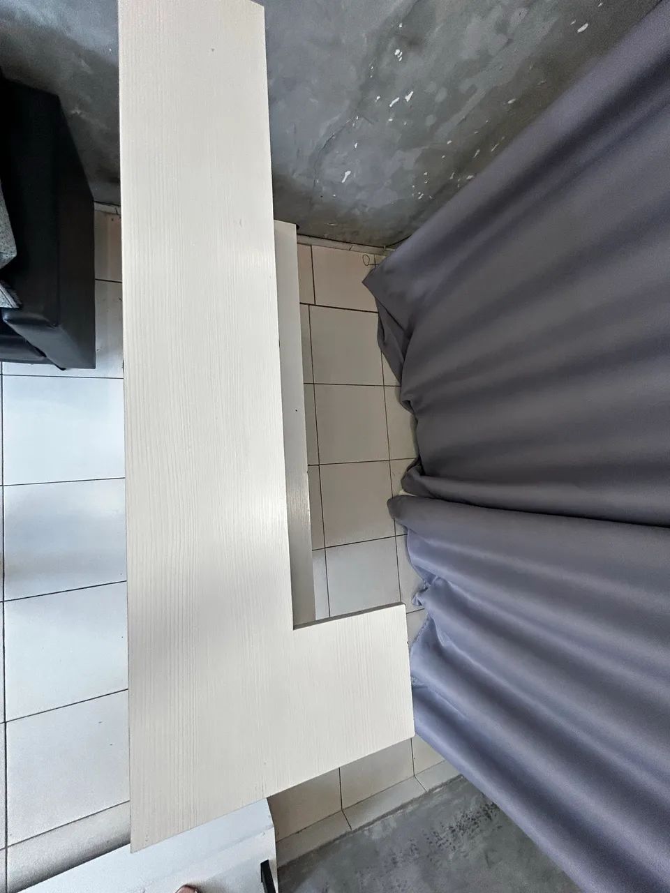 Balcão para Atendimento/Recepcao Bem Conservado C/ Rodinhas - Foto 4