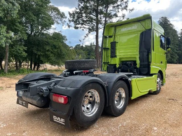 DAF XF 480 6X2 TETO BAIXO ANO 2024 COM 180 MIL KM COM RODAS DE ALUMINIO + KIT DEFLETOR DE  - Foto 6