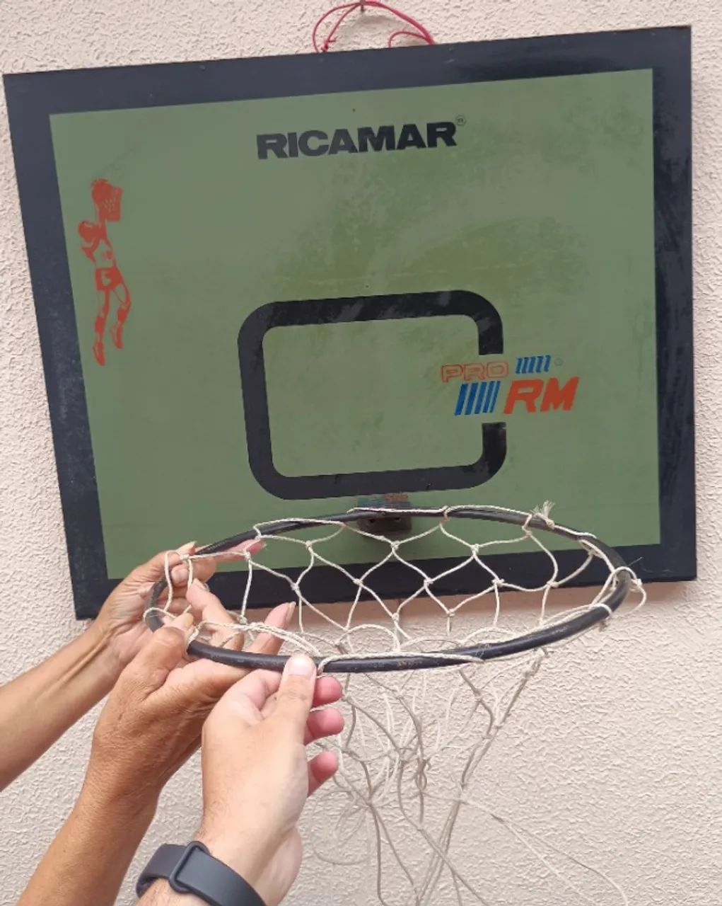 Tabela de Basquete com Aro e Rede (Usada)