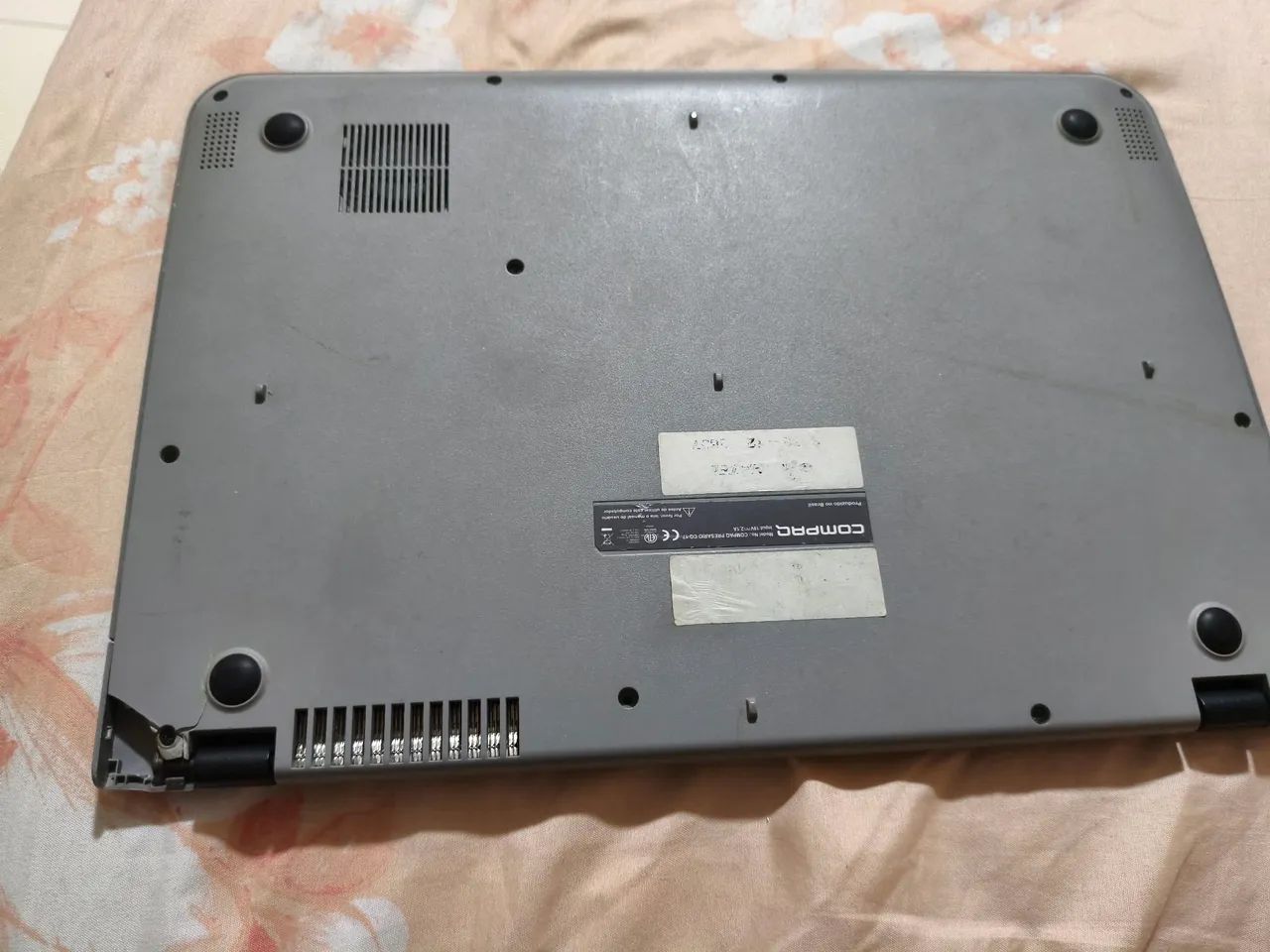 Vendo notebook Compaq. - Foto 2