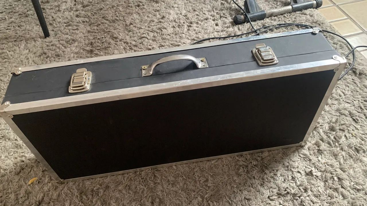 Pedaleira Boss GT100 + CLT e Case. - Foto 2