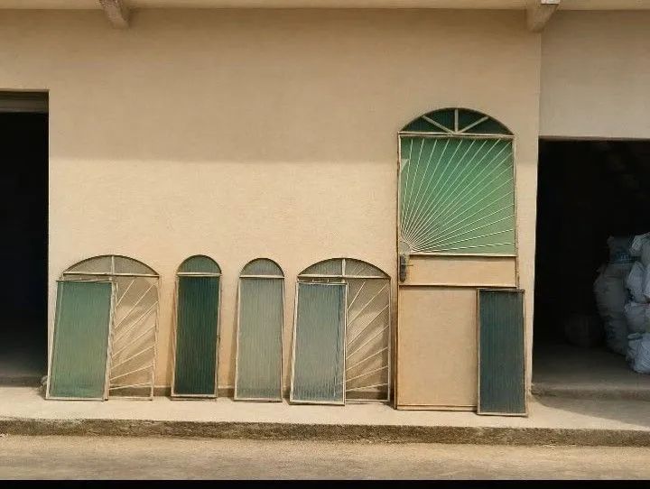 Conjunto de portas e janelas