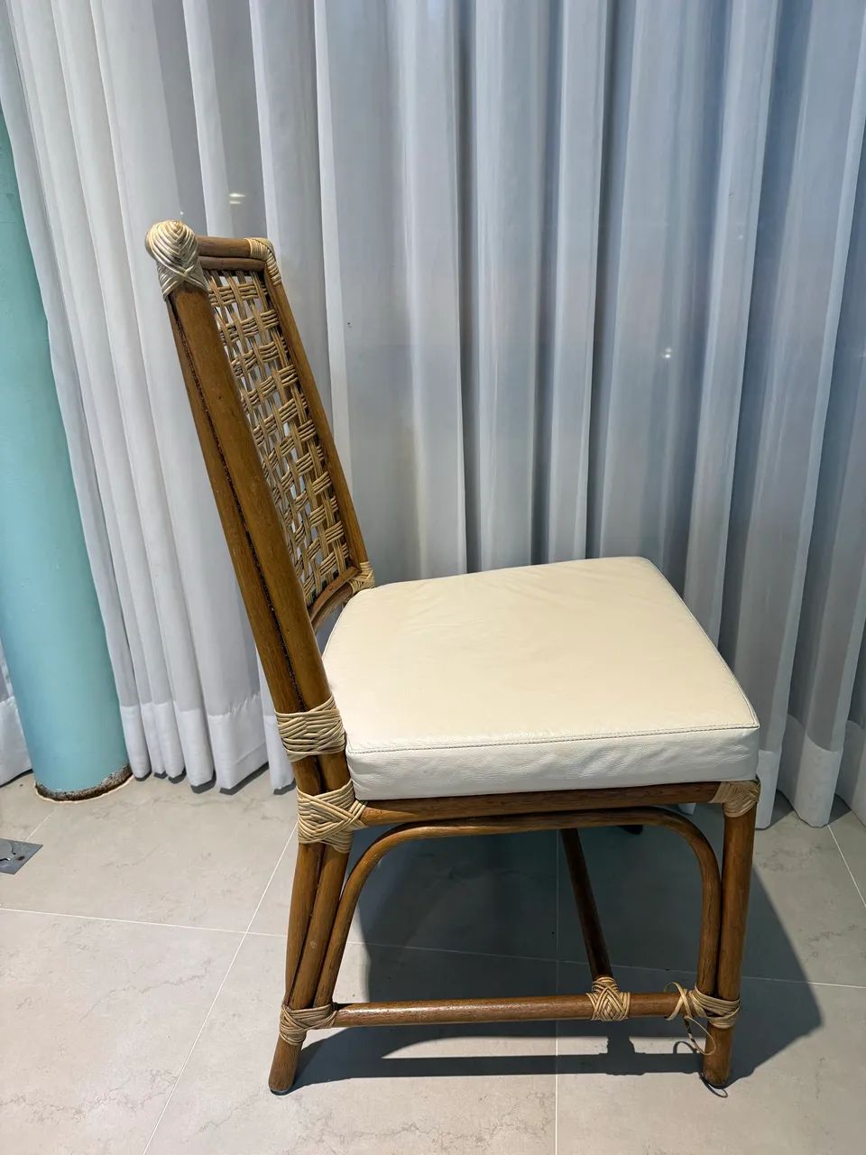 Mesa de jantar com 6 cadeiras - Foto 4