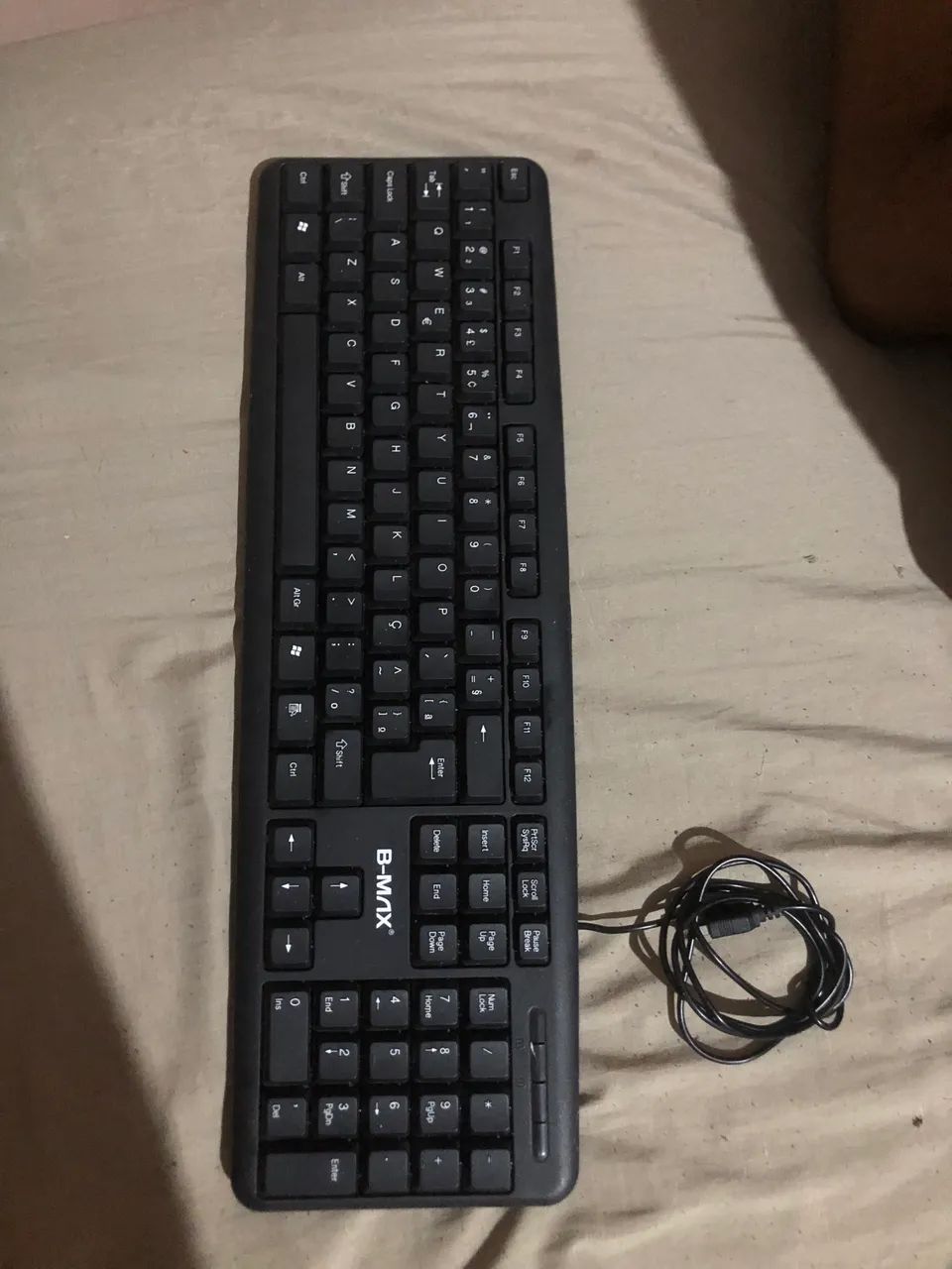 Teclado usado 4 vzs 