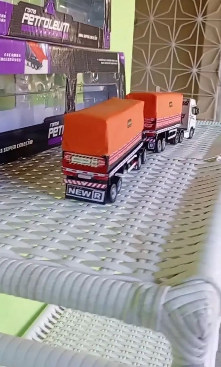 Miniatura de Carreta Graneleira  - Foto 5