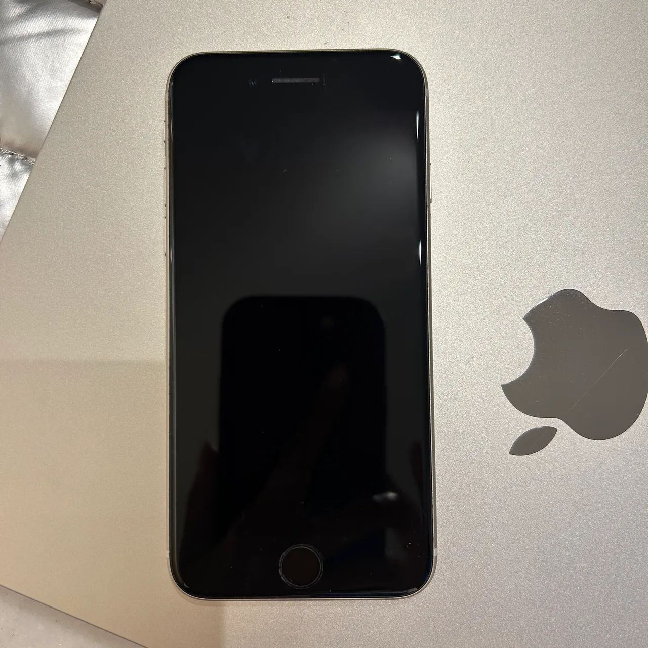 IMPERDÍVEL! IPHONE SE 3 GERAÇÃO  - Foto 3