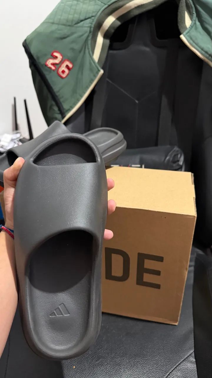 Yeezy Slide OG - Foto 2