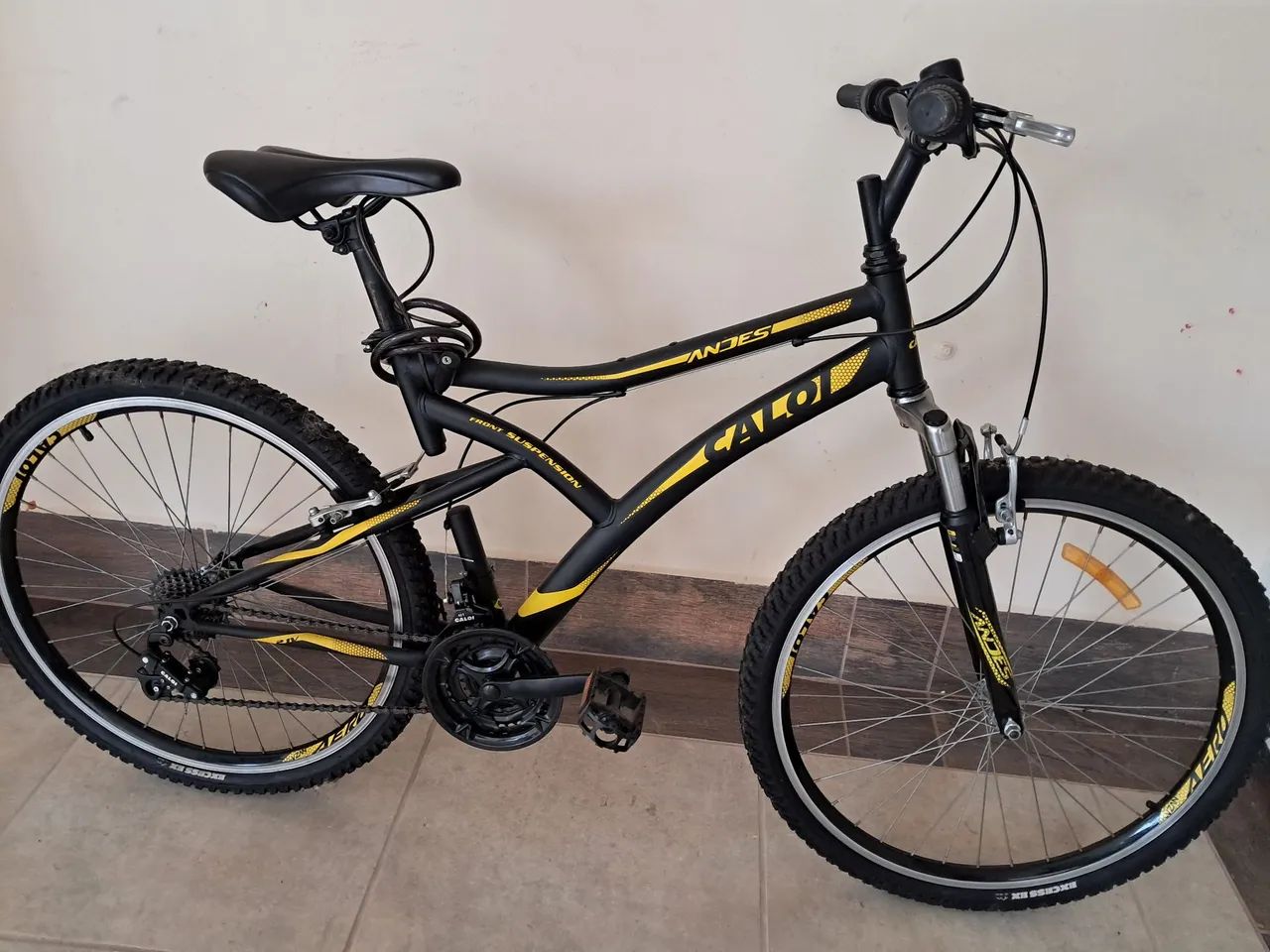 Bicicleta Caloi - excelente estado