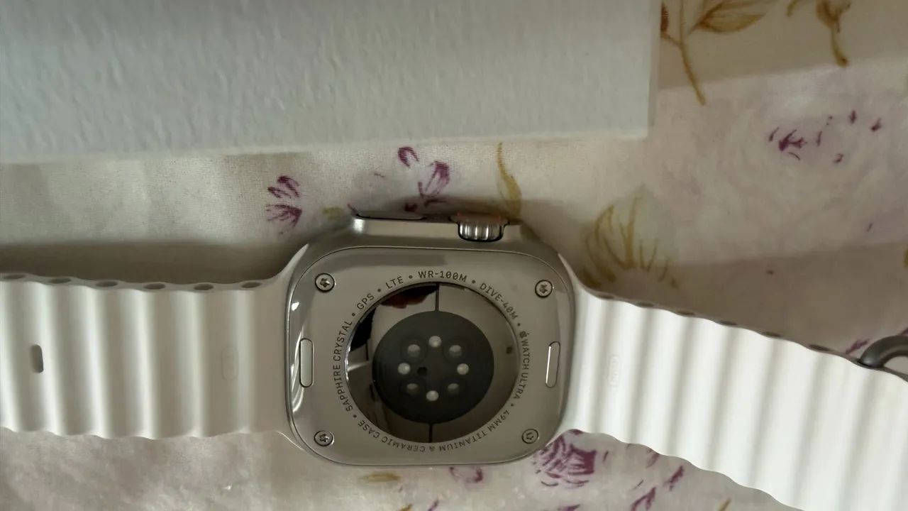 Apple Watch Ultra 2 - Foto 2