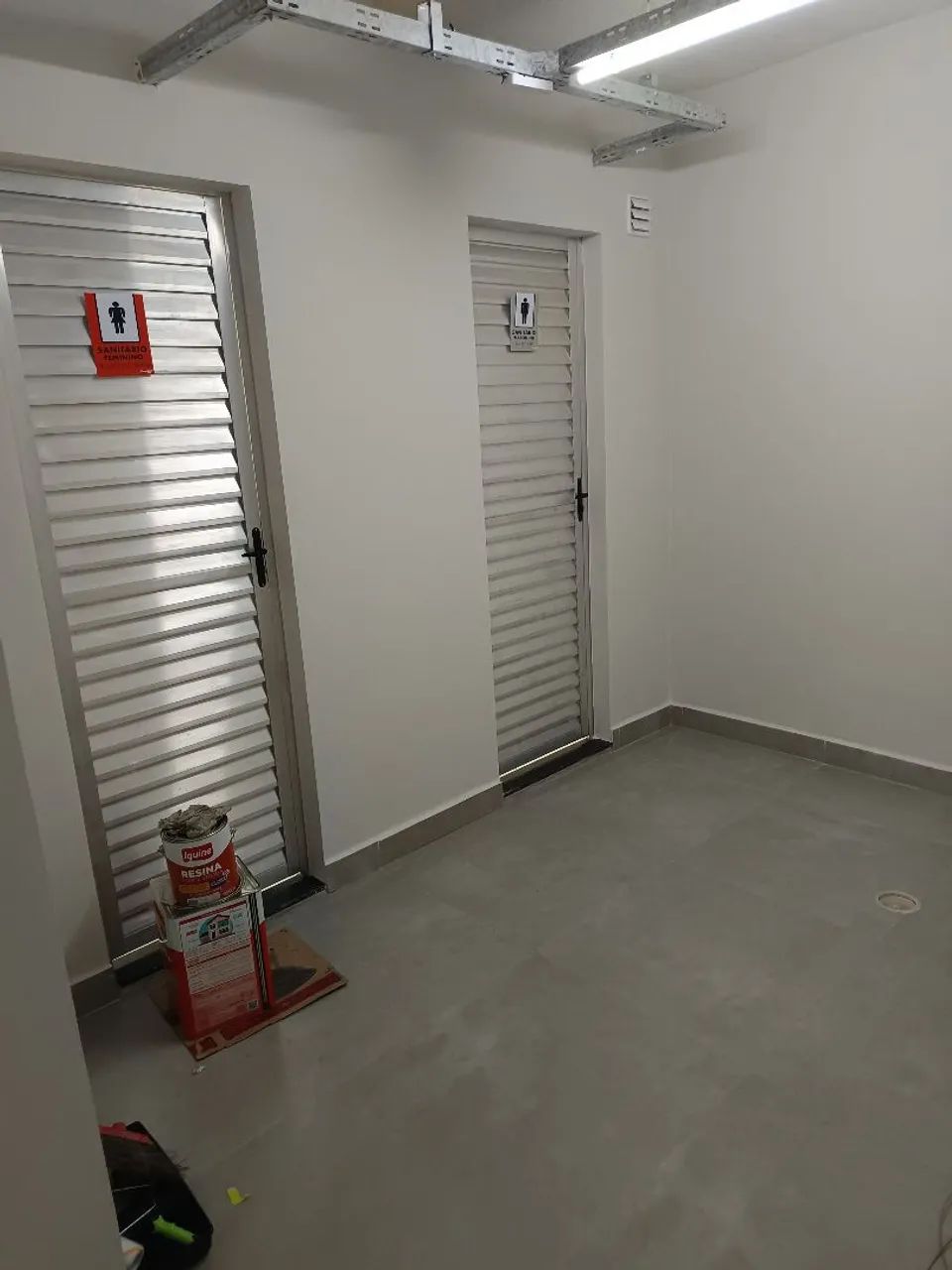 //Alugo Salas comercias climatizadas na Praça 14 - Foto 3
