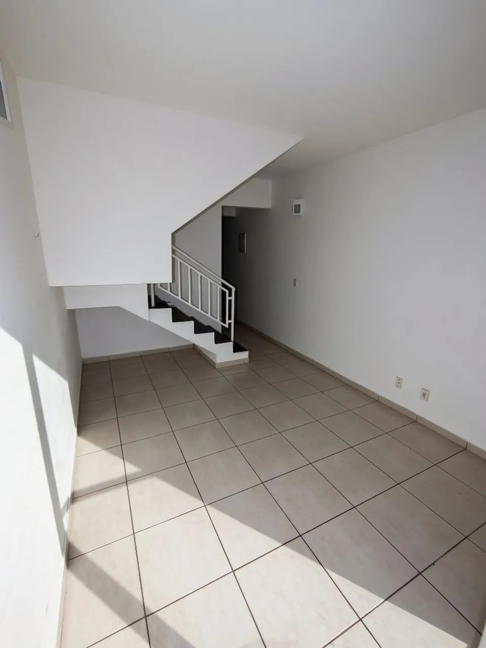 Casa duplex com 2 quartos para locação  - Foto 2