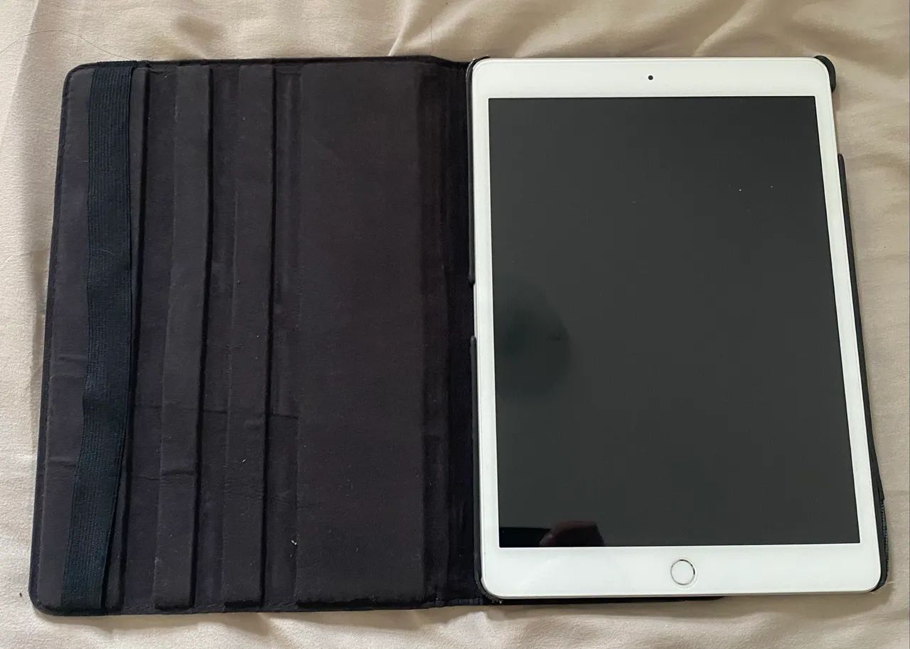 iPad 8ª Geração 128GB + Caneta Genérica 