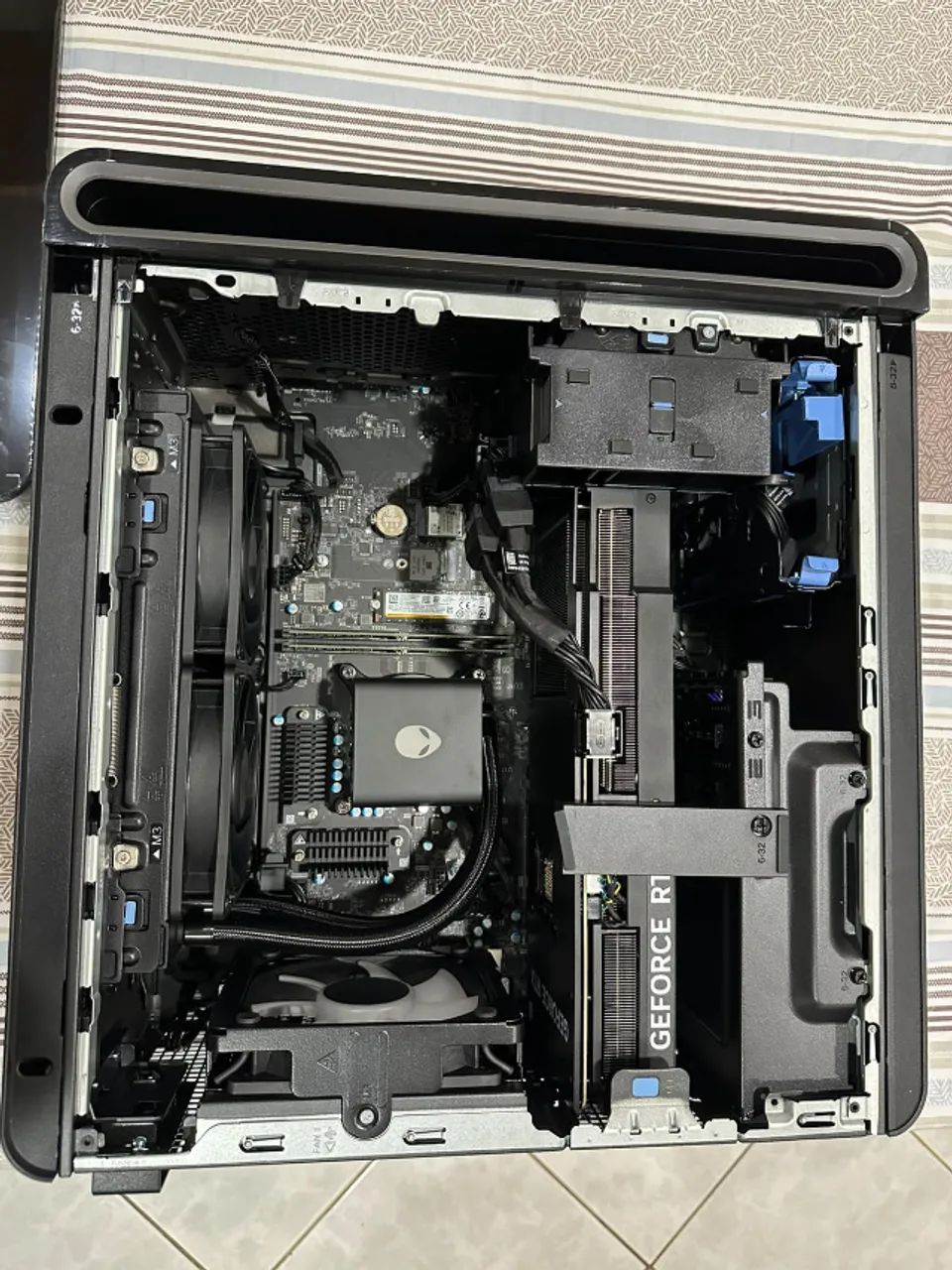Desktop Dell AlienWare Aurora ACT1250 Novo - Foto 3