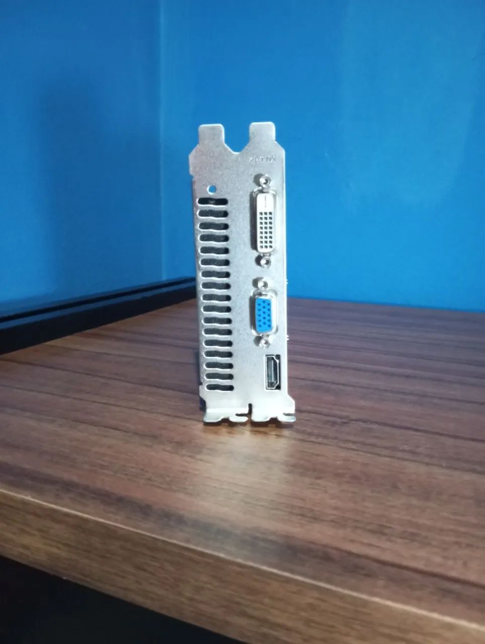 GTX 750 4GB - Foto 2
