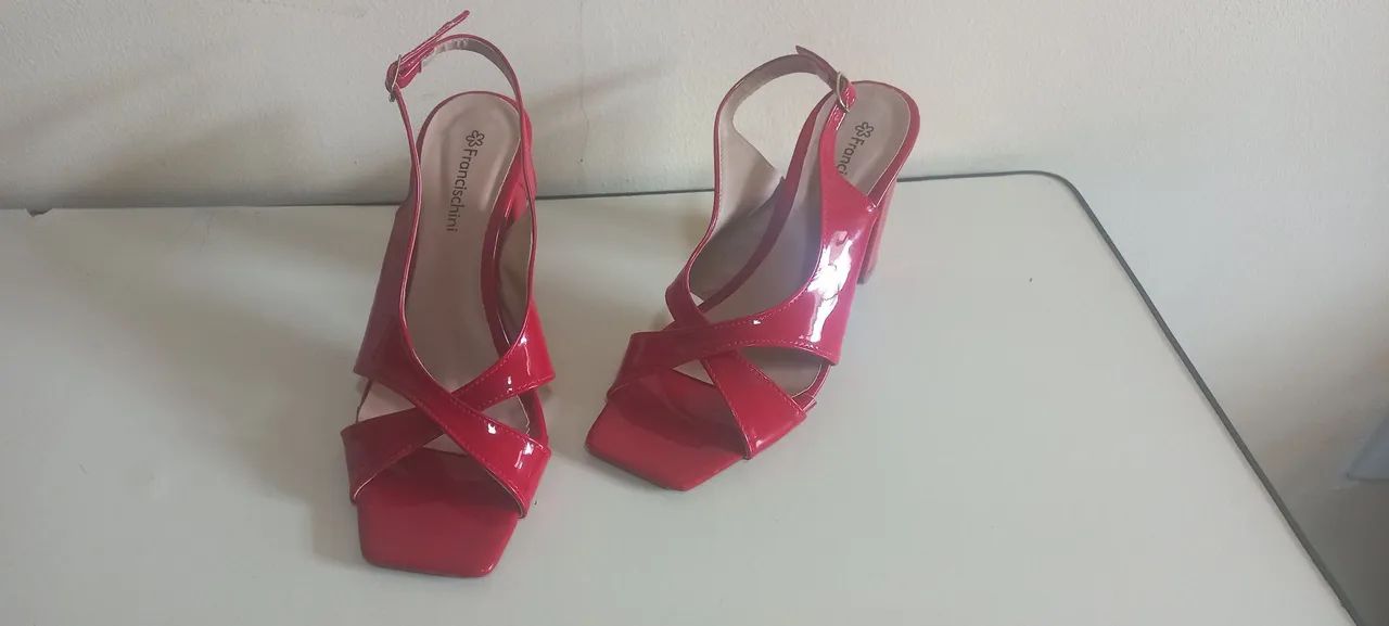 Sandália francischini semi nova - Foto 4