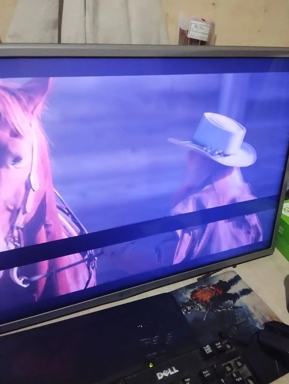 Vendo tv LG LG 32 polegadas com uma listra quebra galho  - Foto 3