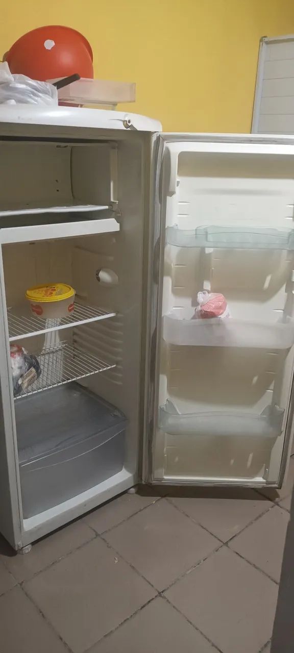 Geladeira em ótimo estado.  - Foto 2