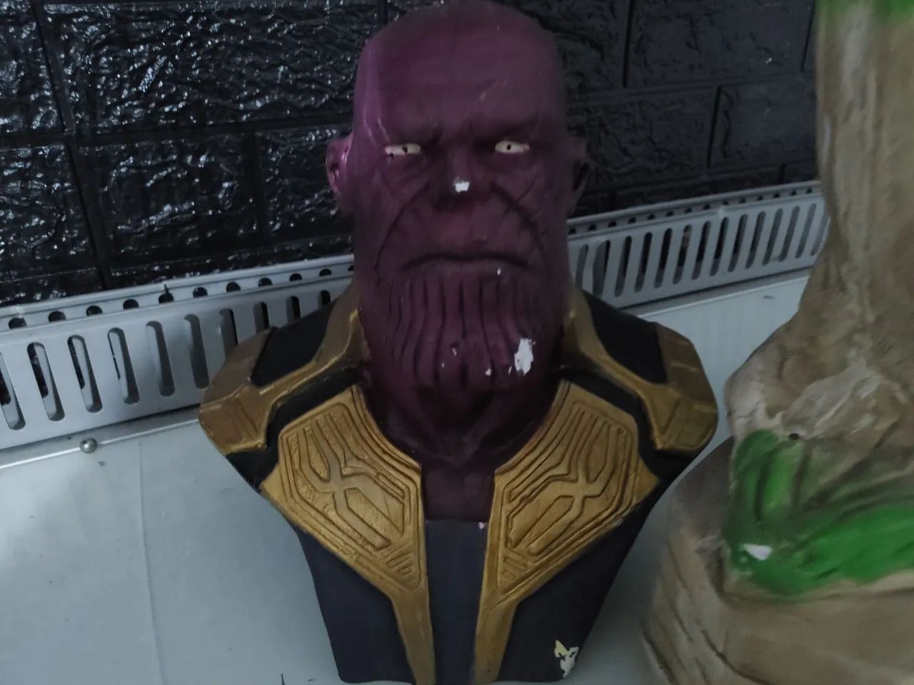 Bonecos de Gesso  Thanos ,Hulk ,Groot  - Foto 2