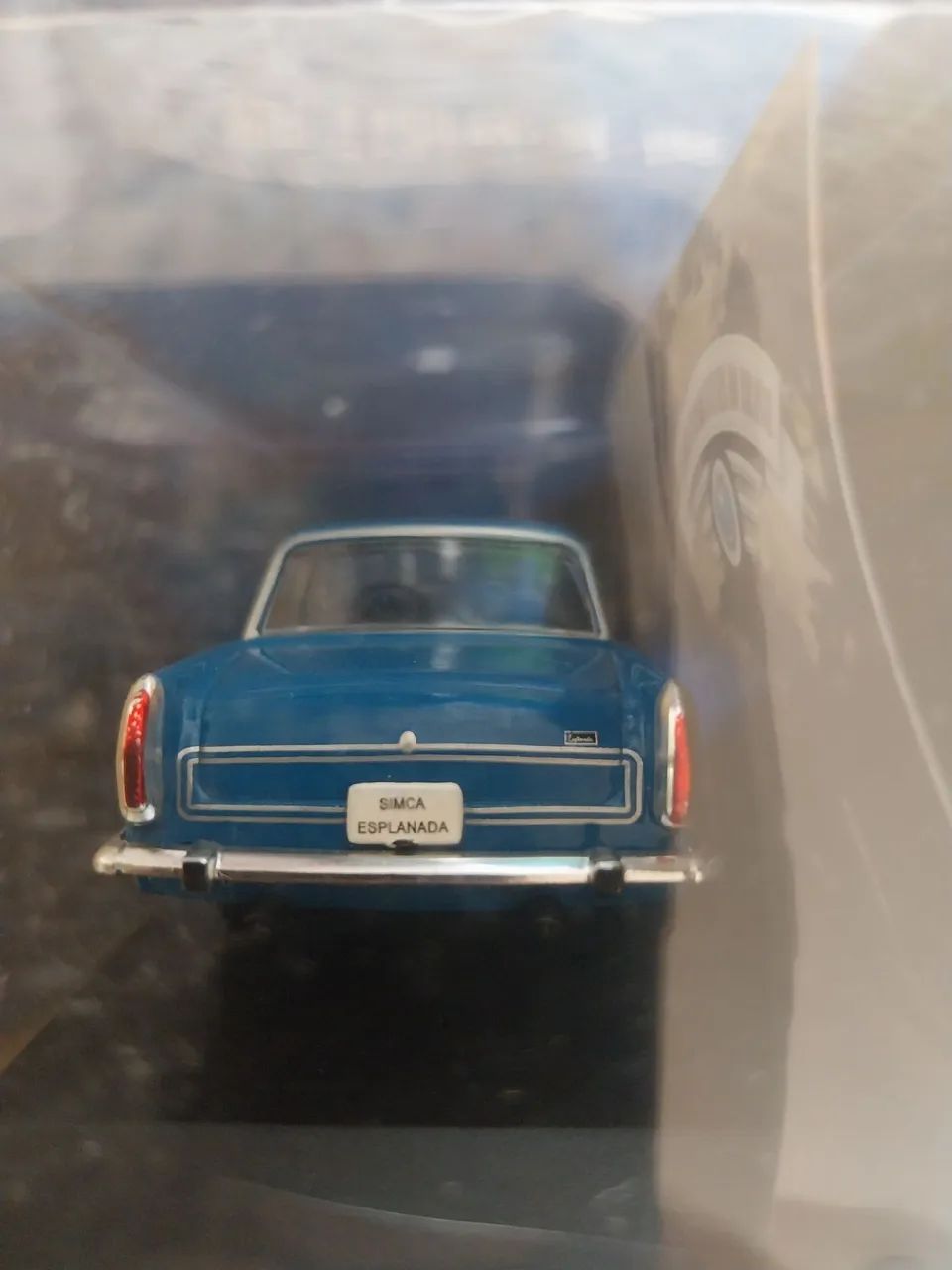 Miniatura do Simca Esplanada (1966) escala 1/43 novo lacrado no blister  R$ 100 reais  - Foto 4