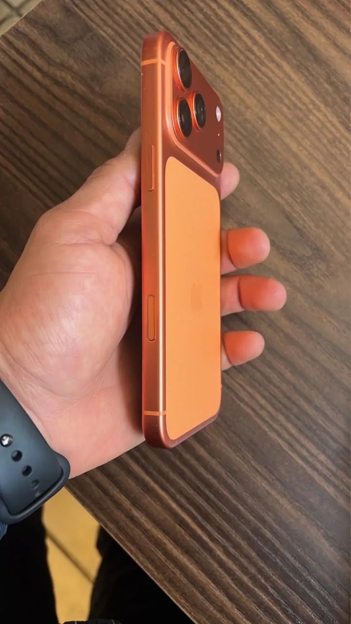 iPhone 17 Pro Max 256GB - 97% de bateria - Foto 4