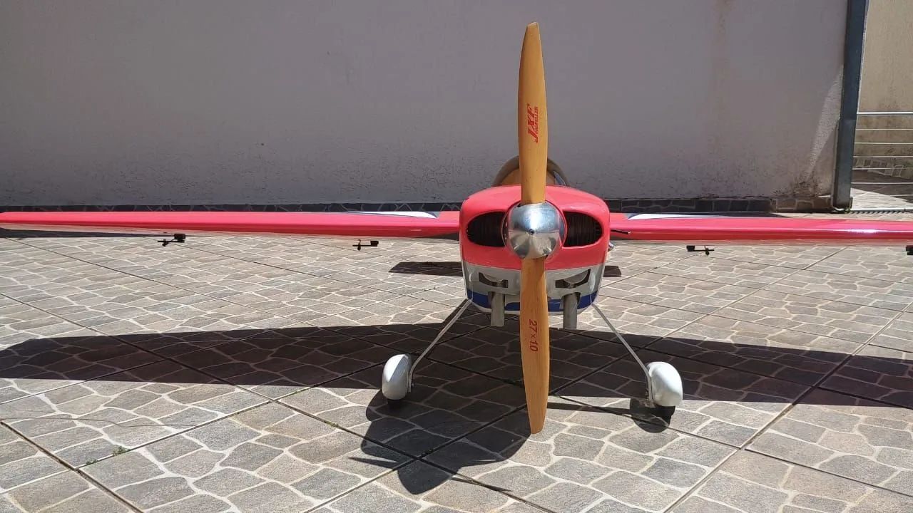 Aeromodelo Edge 540 33% 100cc hangar 9  - Foto 3