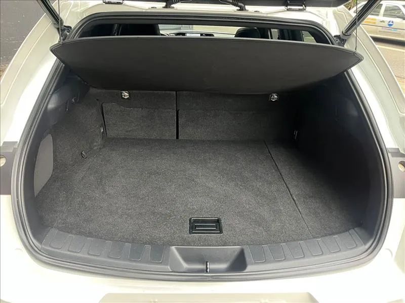 Lexus UX-250h Luxury 2.0 16V Aut.(hybrid), foto 13 de 13