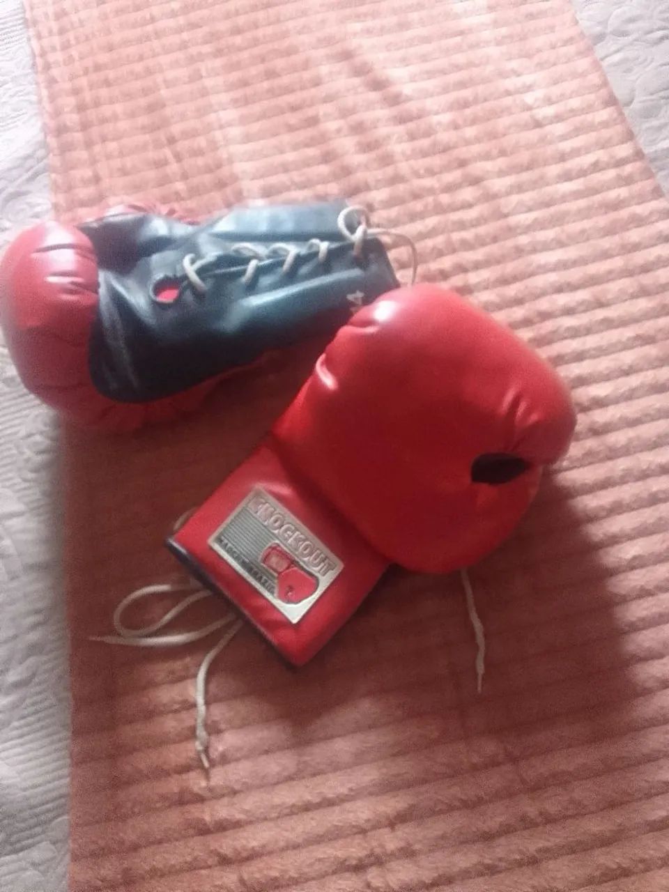 Luva de box nockout .