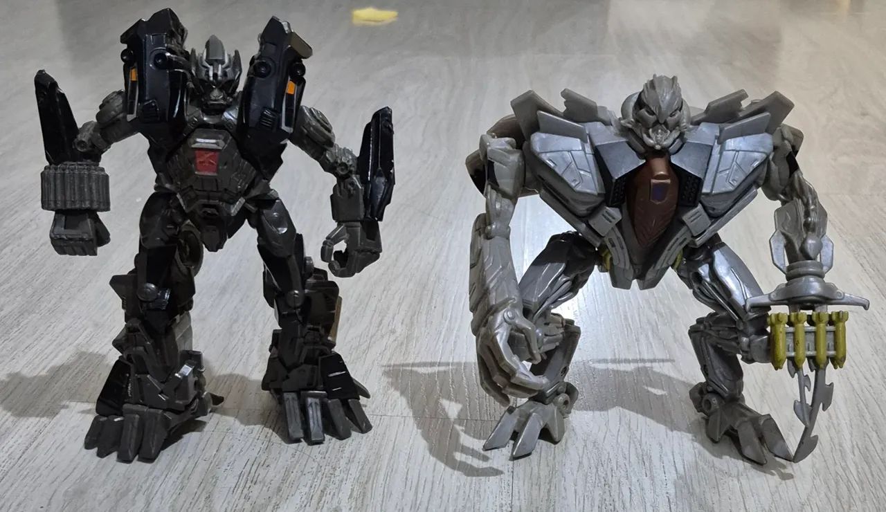 Transformers Ironhide e Starscream Hasbro 2011
