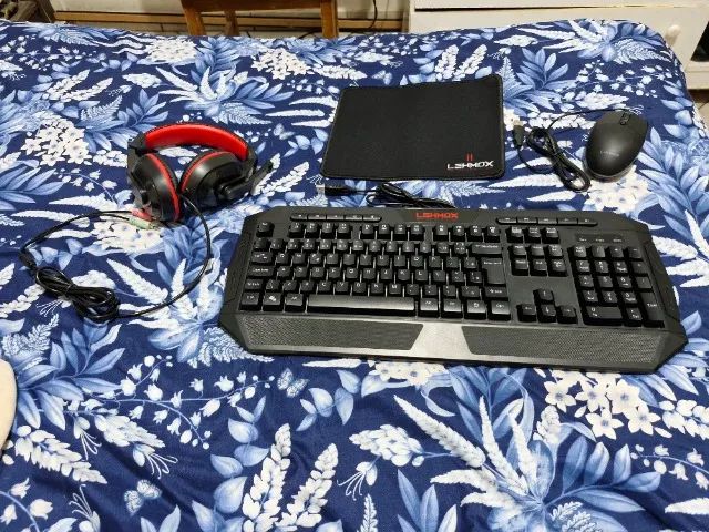 Kit Gamer Lehmox (teclado+mouse+headset+ Mousepad) Gt-c1