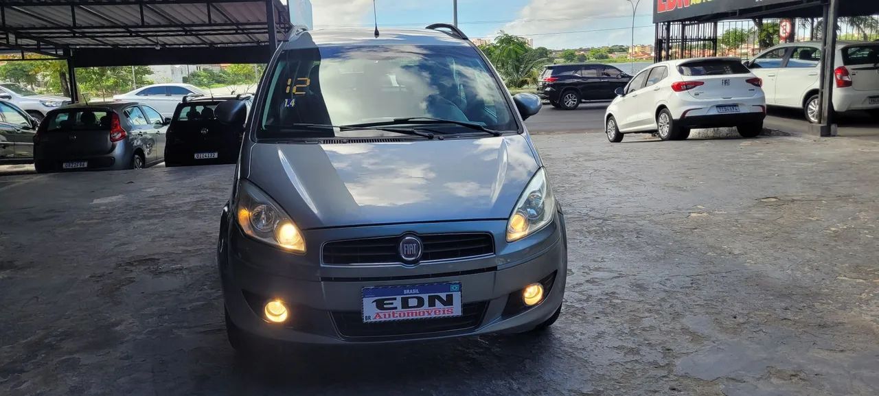 Fiat Idea Attractive 1.4 Fire Flex 8V 5P 2012 - Foto 3