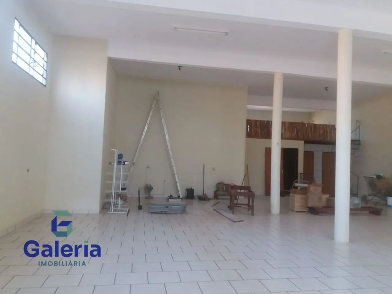Salão comercial para alugar, 213m² - Nova Aliança