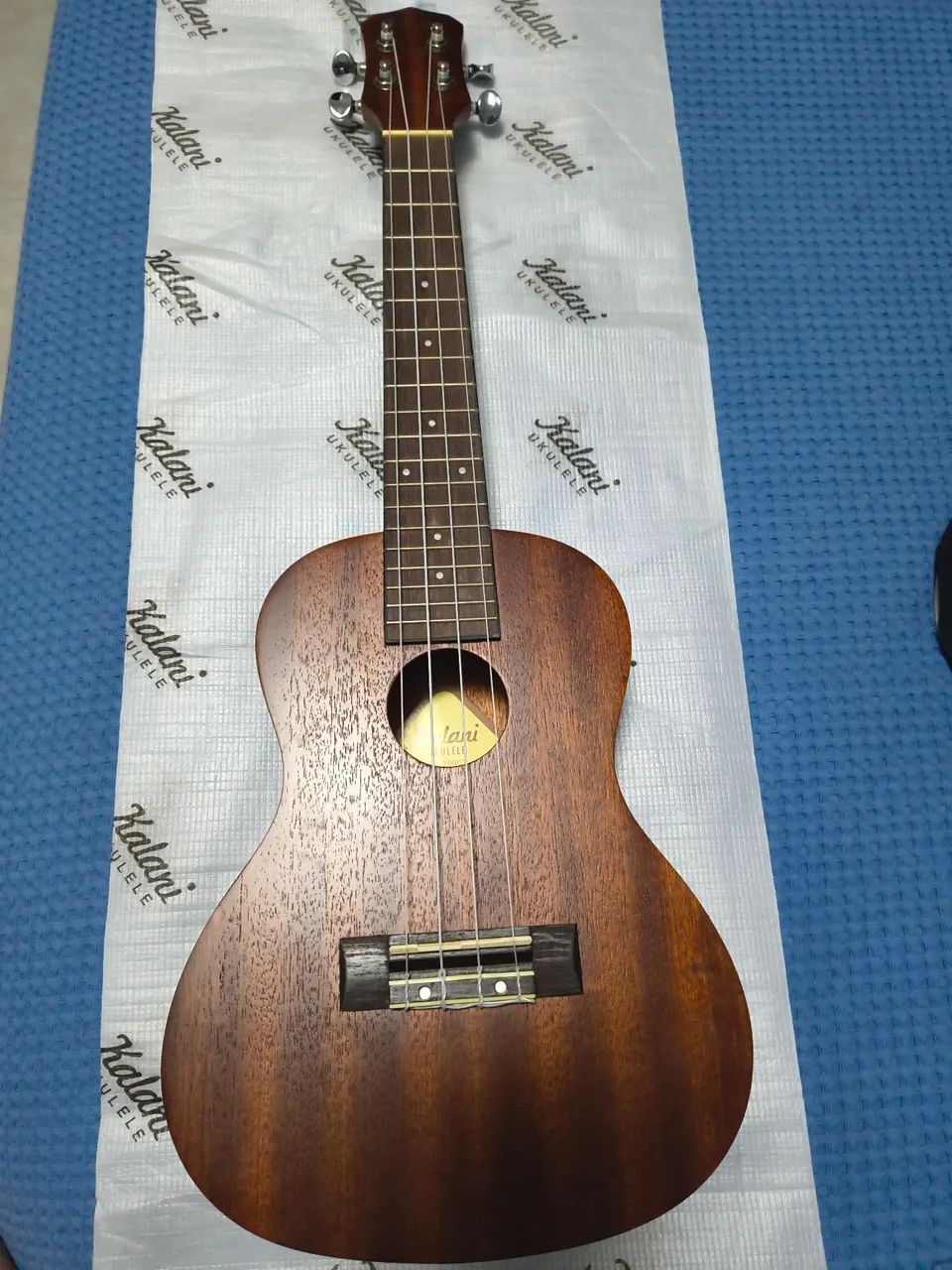Ukulele acústico Kalani  - Foto 3