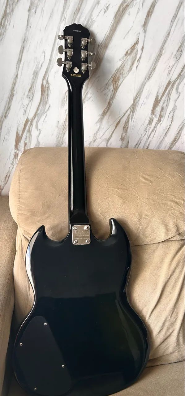 Guitarra Epiphone SG - Foto 2